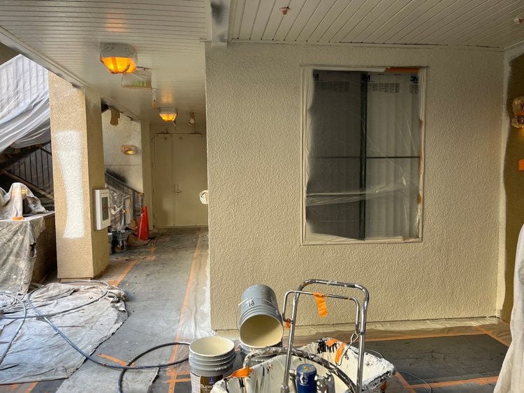 d62e71_904676741a9540ba91f046a1da6c15a5~mv2